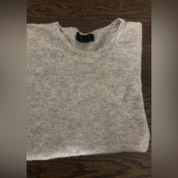 Cashmere sweater - Picture 2 of 3